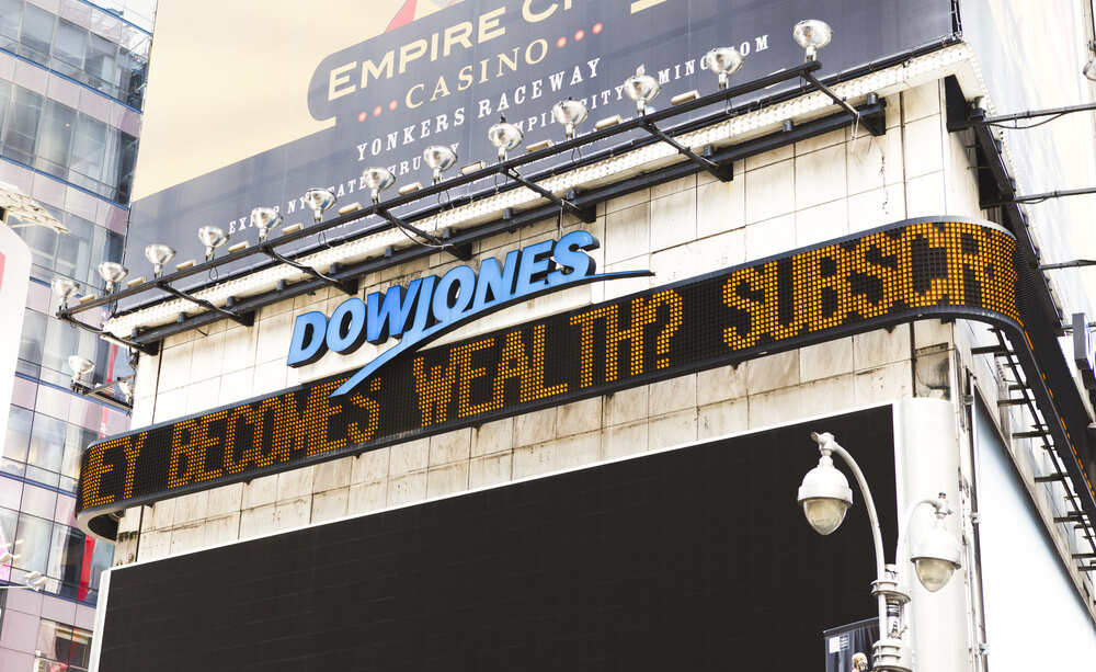 شمعة نادرة في مؤشر الداو جونز